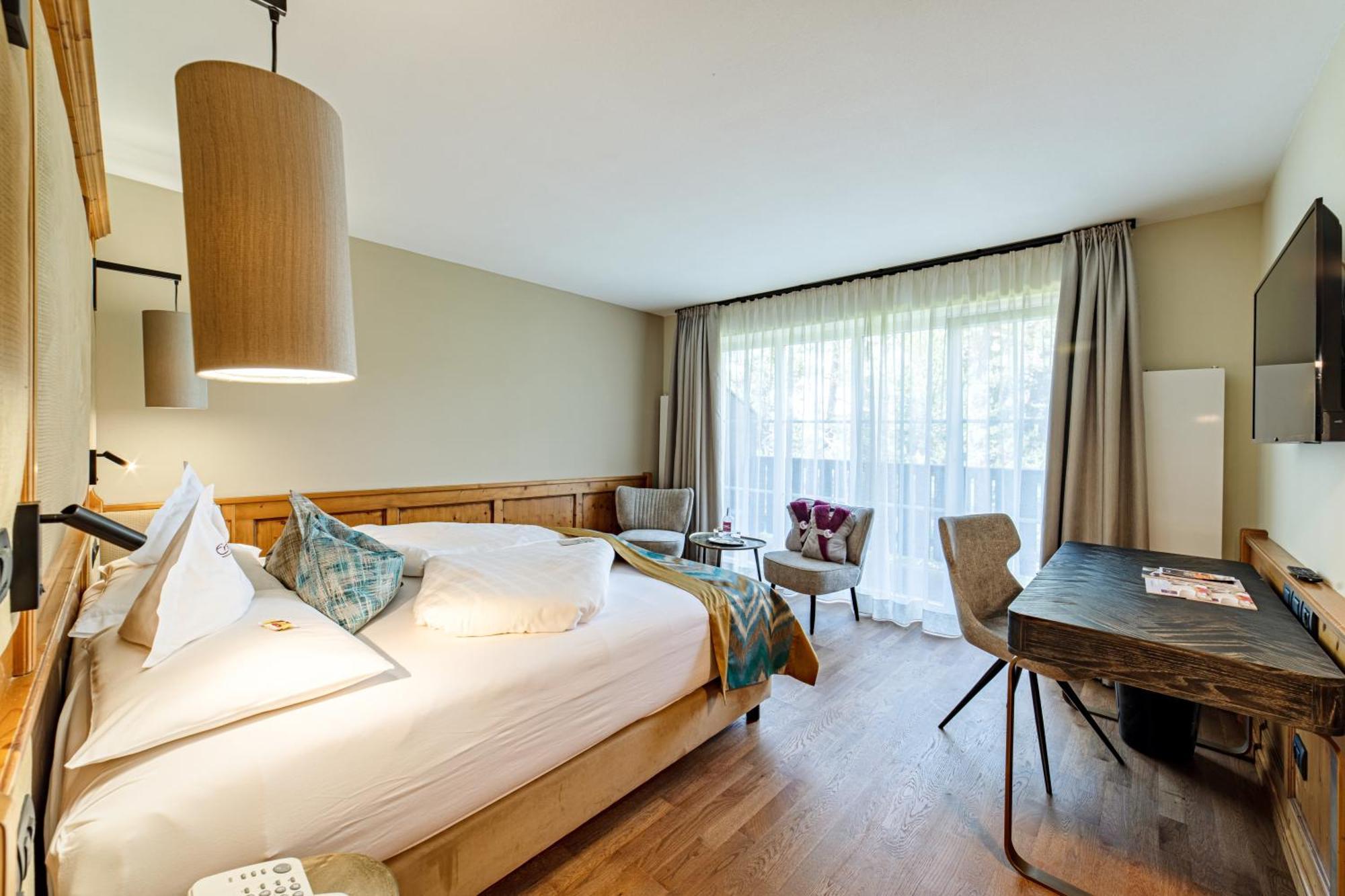 Wellnesshotel Erica Nova Ponente Exterior foto